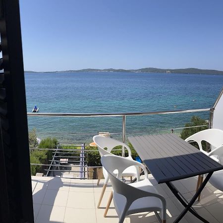 Apartments Pisacic Бибинє Екстер'єр фото
